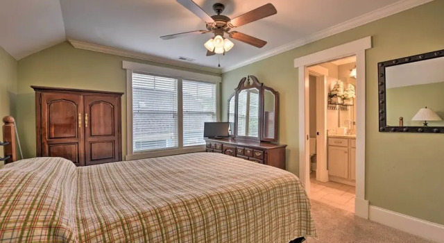 Коттедж с 4 комнатами 2 Mi to Dtwn: Home in Noda District Near Unc!
