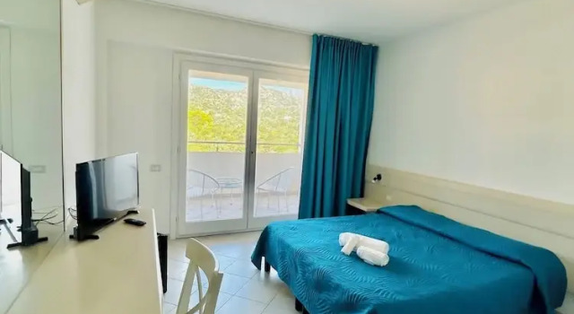 Двухместный номер Standard с балконом Hotel Miralonga