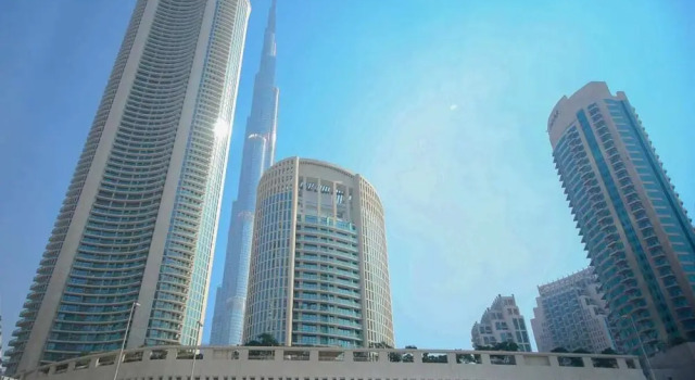 Lush & Bright, A Stroll Away From Burj Khalifa, Забронировать Отель Даунтаун Дубай , рядом с Дубайский аквариум