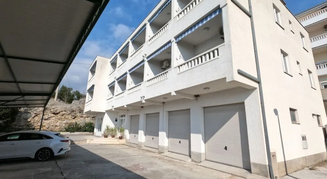 Apartments Villa Dvor