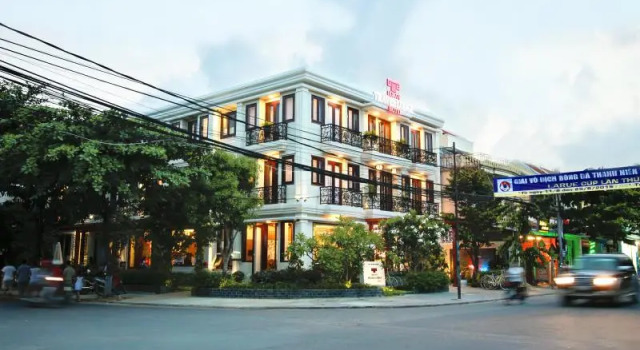 Кровать в общем номере Hoi an Travel Lodge Hotel