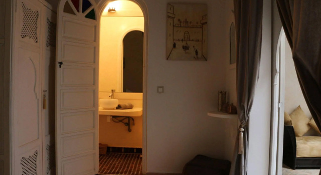 RIAD AWINATI Location Privatisée , Piscine a jets, Petit déjeuner et magnifique Rooftop avec vue a 360, Забронировать Отель СПА-отели Марракеш-Тенсифт-Эль-Хауз, SPA-услуги