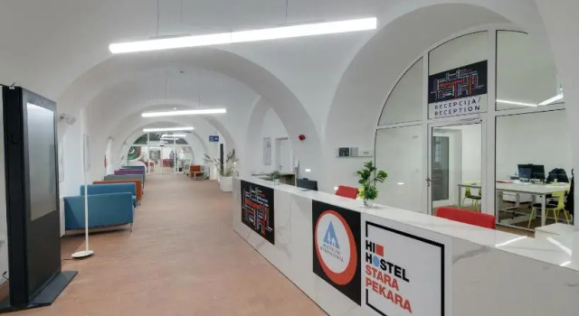 Hi Hostel Stara Pekara Osijek, Забронировать Хостел Недорогие отели Осиек, рядом с Osijek Citadel, недорого