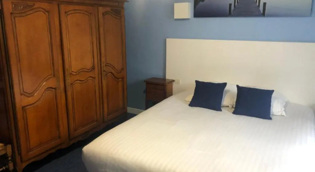 Номер Comfort Logis Hotel De La Corniche