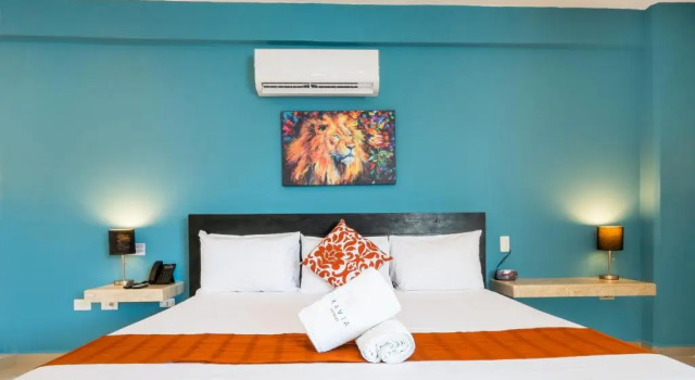 Полулюкс Hotel Playa Encantada