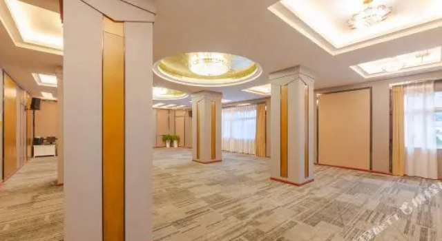 Двухместный люкс Business Jinxuan Yijun Taoyuan Hotel
