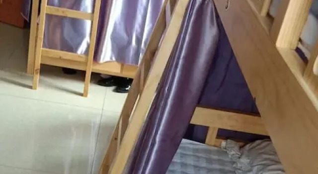 Кровать в общем номере (мужской номер) Shu Xu Internet Hostel