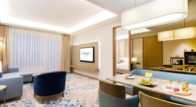 Люкс c 1 комнатой Holiday Inn Lucknow Airport by IHG
