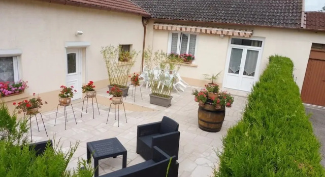 Au Pied du Cognelot, Book Bed and Breakfast Chalindrey Champagne - Ardenne