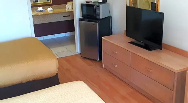Четырёхместный номер Standard OYO Hotel Phenix City Central