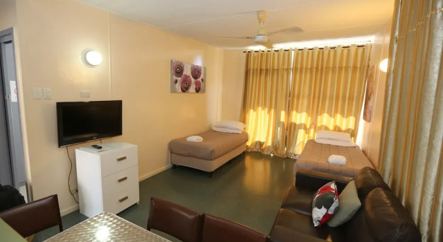 Одноместный номер Standard c 1 комнатой с видом на гавань Harbour View Motel