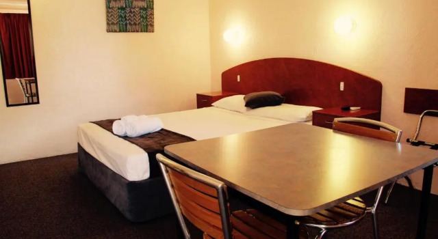 Люкс Childers Gateway Motor Inn