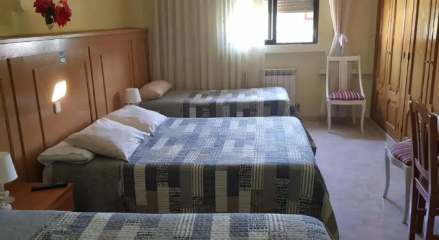 Четырёхместный номер Standard Hostal Brunete