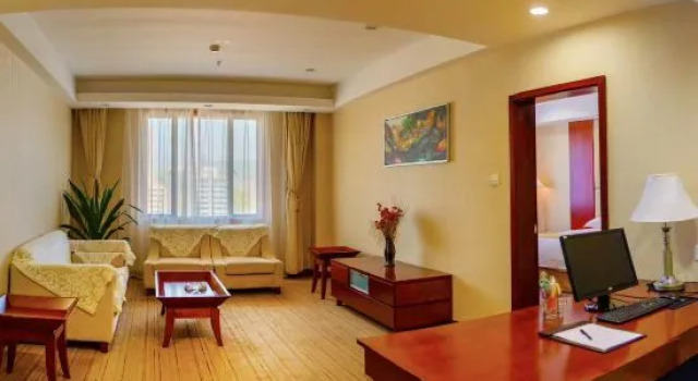 Suite Deluxe Tianji Hotel