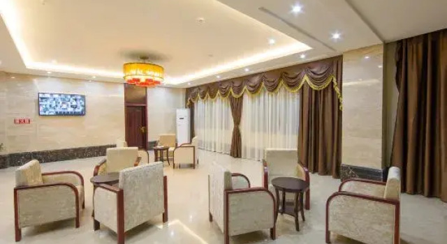 Longqin Yunding Hotel, Rezerwuj Hotel Ngawa Chiny