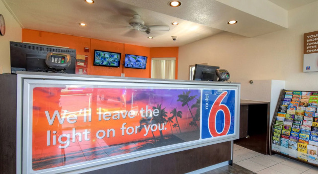 Motel 6 El Cajon, CA - San Diego