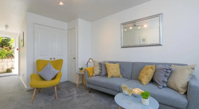 Little Nook Apartment