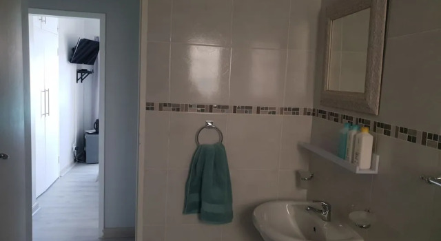 The Armagh Guesthouse, Book Hotel Hoteller i Boksburg med pool, Swimmingpool