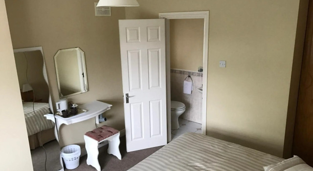 Derreen Tighue House, Book Hotel Hotels in Kerry with Parking, Parking