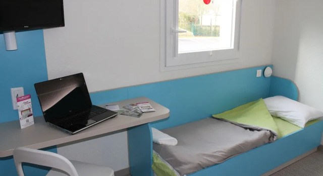 Двухместный семейный номер Standard First Inn Hotel Paris Sud Les Ulis