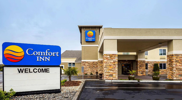 Четырёхместный люкс Comfort Inn Arcata