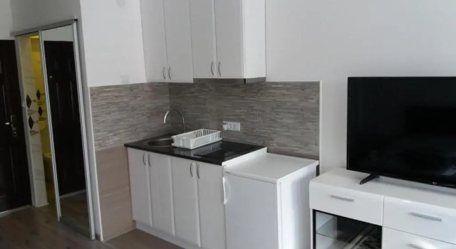 Апартаменты White City 1 Apartment