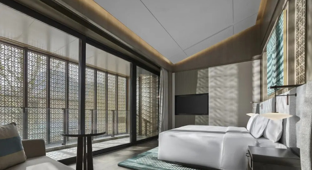 Люкс с видом на горы Banyan Tree Suzhou Shishan
