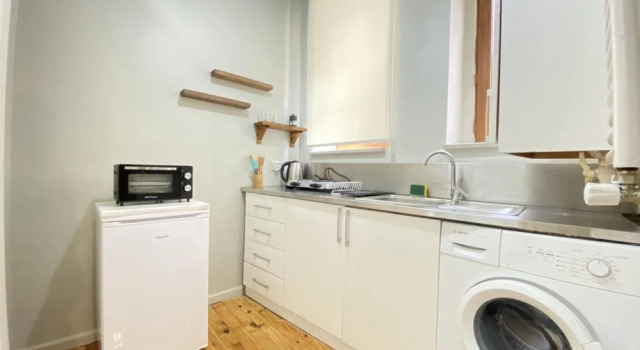 Comfortable Studio Flat in Beyoglu, Забронировать Апартаменты/квартира Апартаменты Стамбула, рядом с Улица Истикляль, Апартаменты/квартира
