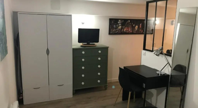 Joli Studio/T1 Rennes (Adults Only), Rezerwuj Hotel Rennes 