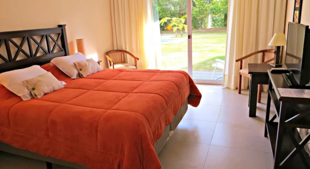 Двухместный номер Superior с балконом Petit Chateau Hotel Boutique