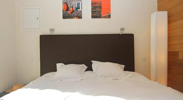 Hôtel LOstrea, Забронировать Отель Отели в центре Ла-Трините-сюр-Мер, в центре