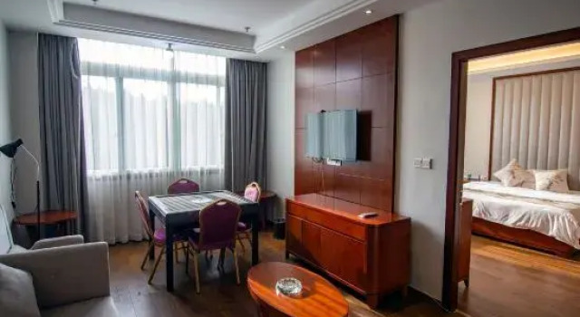 Люкс Deluxe ZhongYao Flower Town Holiday Hotel