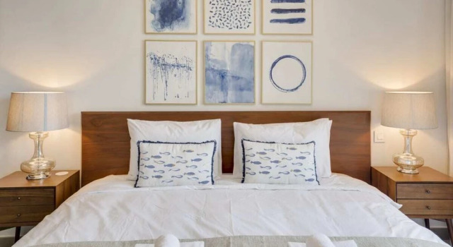 Modern En-suite Flat w/ Dubai Marina View!