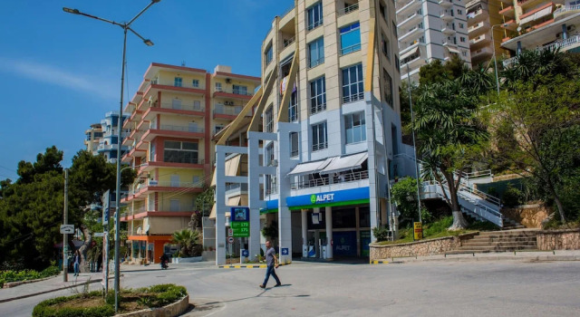 Hotel Kapllani
