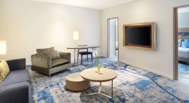 Двухместный люкс Premier Floor Deluxe Novotel Jakarta Mangga Dua Square