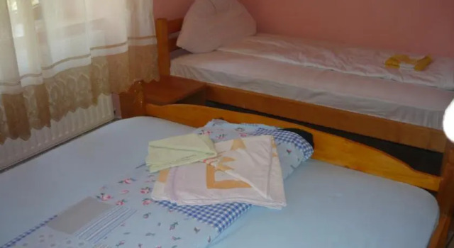 Conacul Teleky, Varaa Hotelli Ighiu 