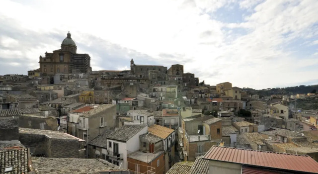 Apartment Picasso, Book Apartment Hotels in Sicily with Parking, Parking