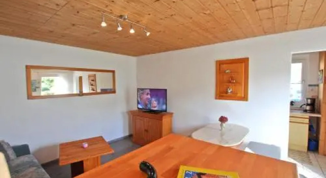 Ferienhaus Garz RUeG 801, Rezervasyon Daire Garz Rügen