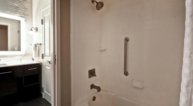 Люкс Homewood Suites by Hilton Dallas Arlington South