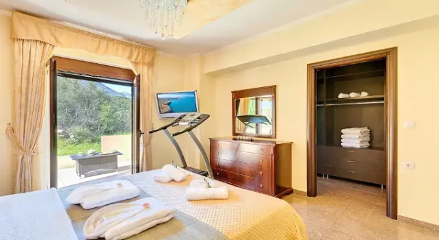 Cretan Residence