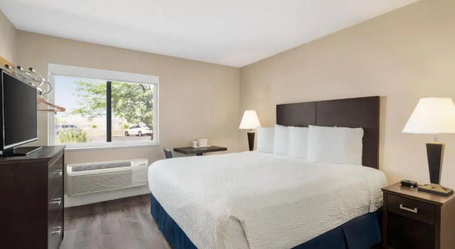 Номер Standard Travelodge by Wyndham Lake Havasu