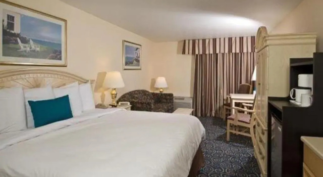 Люкс Tiki Resort - Lake George