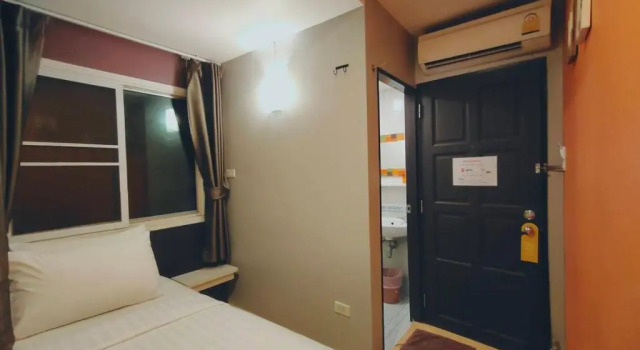 Номер Standard BB House Phra Athit บีบี เฮ้าส์ พระอาทิตย์