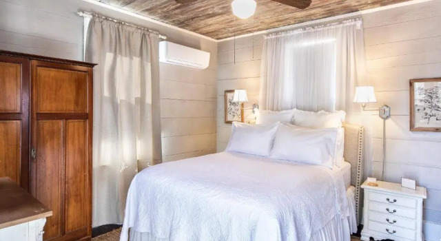 Двухместный номер Standard с балконом Katy House Bed and Breakfast