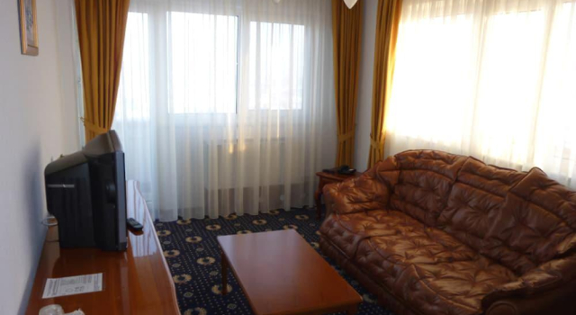 Hotel Belvedere, Varaa Hotelli Cluj-Napoca 