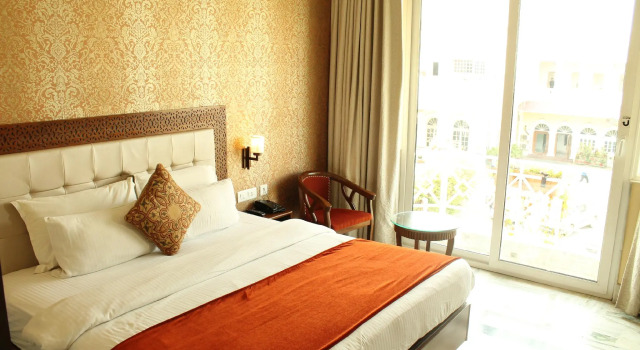 Номер Standard Hotel Surya, Kaiser Palace