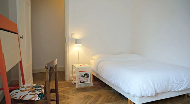 Appart Hôtel Lille - BENOIT, Забронировать Отель Отели Лилля с парковкой, рядом с Chambre de Commerce, Парковка