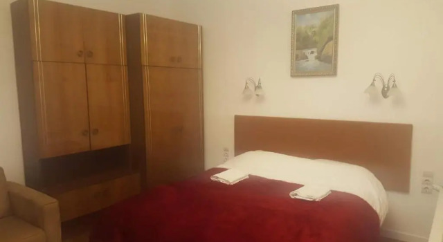 Room in An Old House, Prenota Hotel Truskavec' 