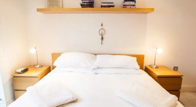 Sunny & Charming Flat for 2 in Tranquil Richmond