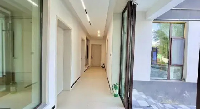 Narati Morning Courtyard Homestay (Nalati Scenic Area), Prenota Hotel Hotel a Xinjiang con parcheggio, Parcheggio